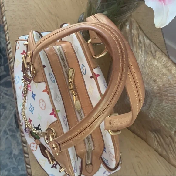 LOUIS VUITTON Takashi Murakami
Monogram Multicolor Claudia White - Picture 9 of 13